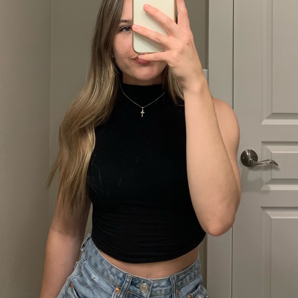 Naked wardrobe funnel neck cropped shirt